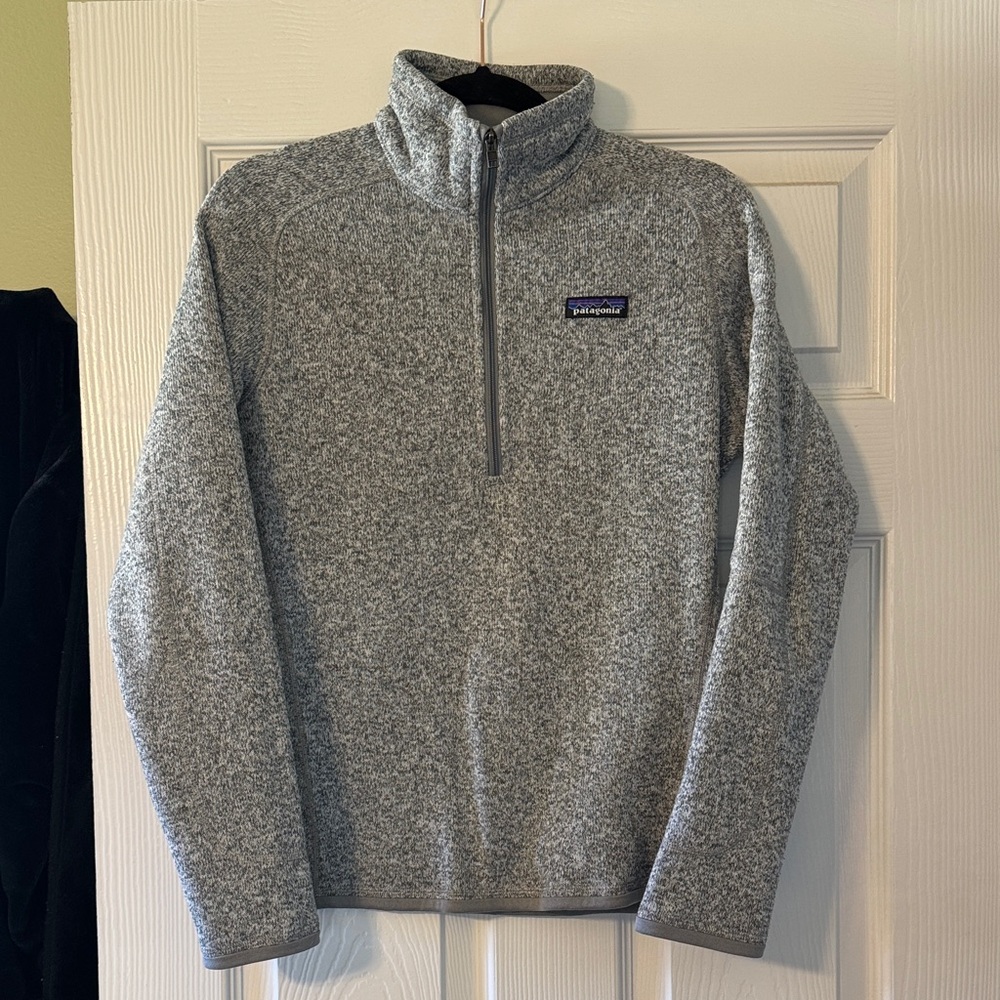 Patagonia Men’s Heather Gray Quarter-Zip Fleece Pullover